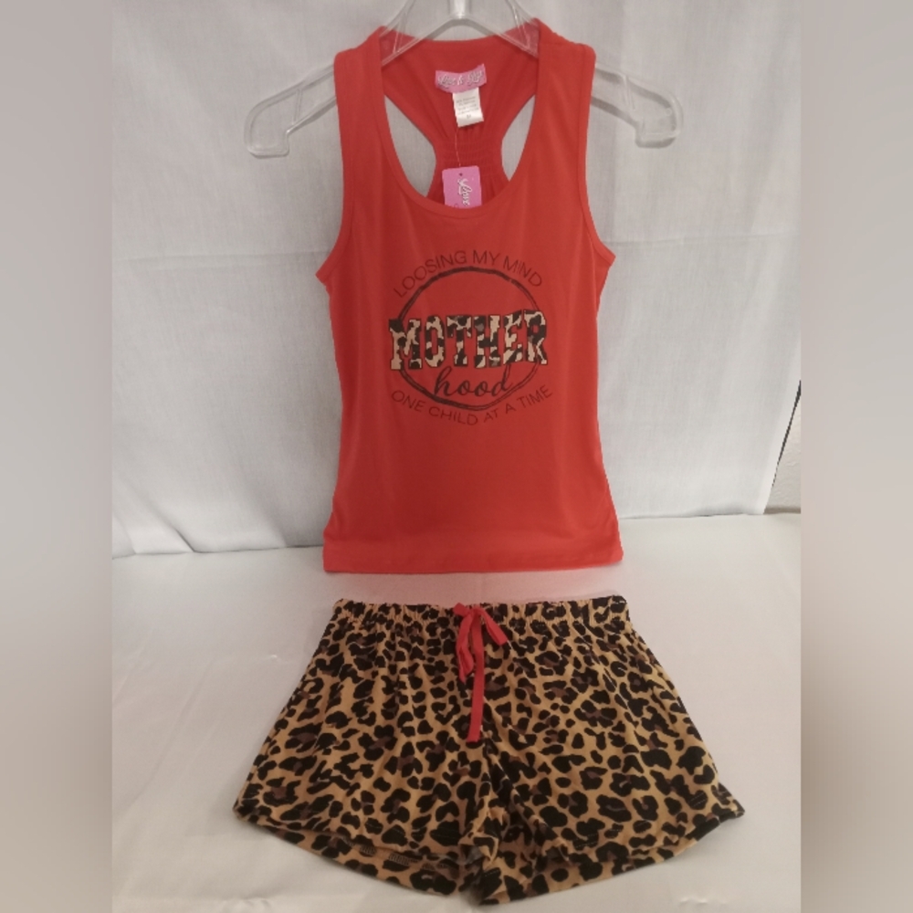 Love to Sleep  - 2 piece pajama short set